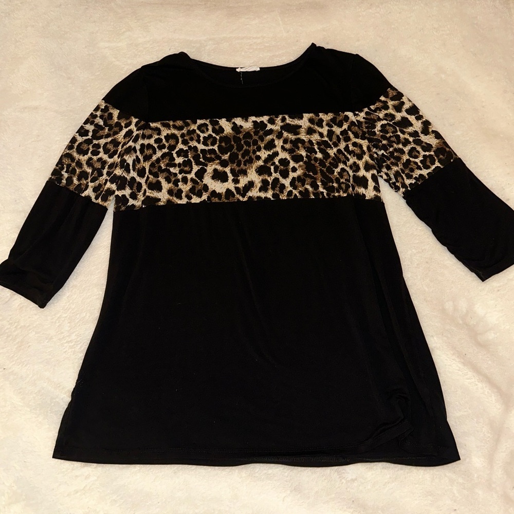 Chicsoul leopard print top